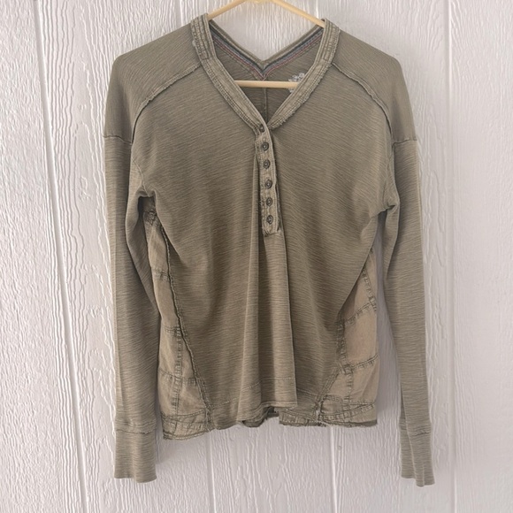Pilcro by Anthropologie Oversized Henley – Size XXS - Picture 2 of 8